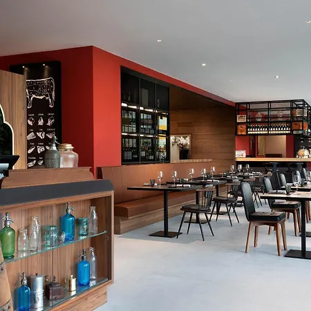 米兰圣西罗喜来登酒店 4* 米兰